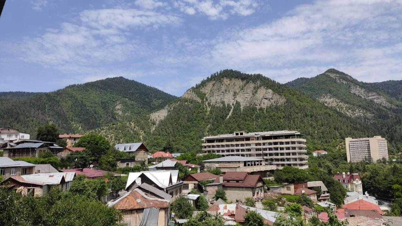 Borjomi Nest Ξενοδοχείο Εξωτερικό φωτογραφία