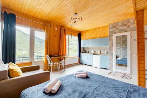 Borjomi Nest Ξενοδοχείο Εξωτερικό φωτογραφία